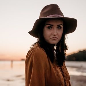 Meet your Posher, Lexy